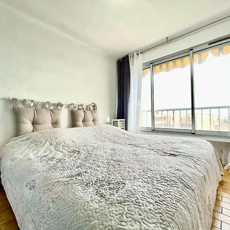 Apartmán En Bord De A Avec Loggia, Parking Prive Et Acces Direct A La - Fr-1-338-566